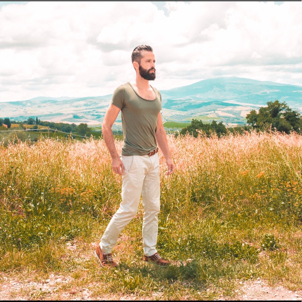 Men’s White Theory Khaki Pants - 30x30